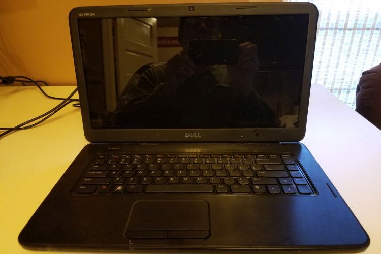 DELL M5040 Laptop